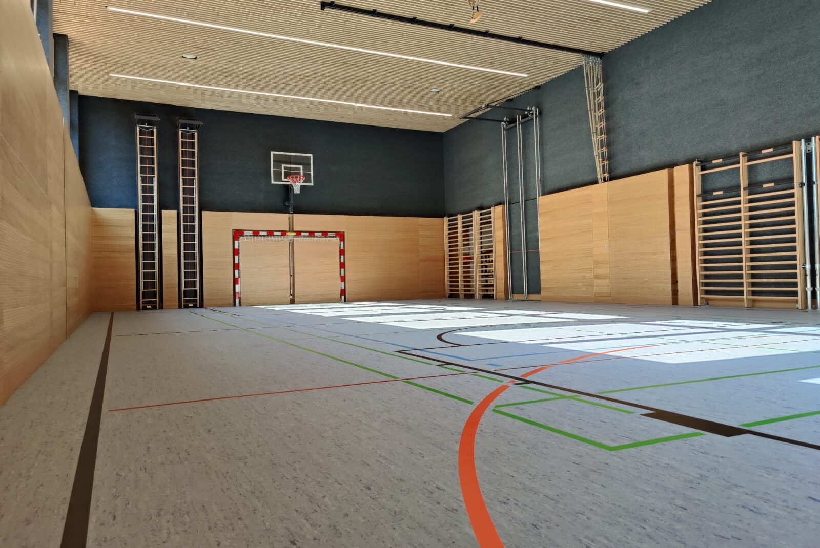 sportboden-linoleum-schweigersport