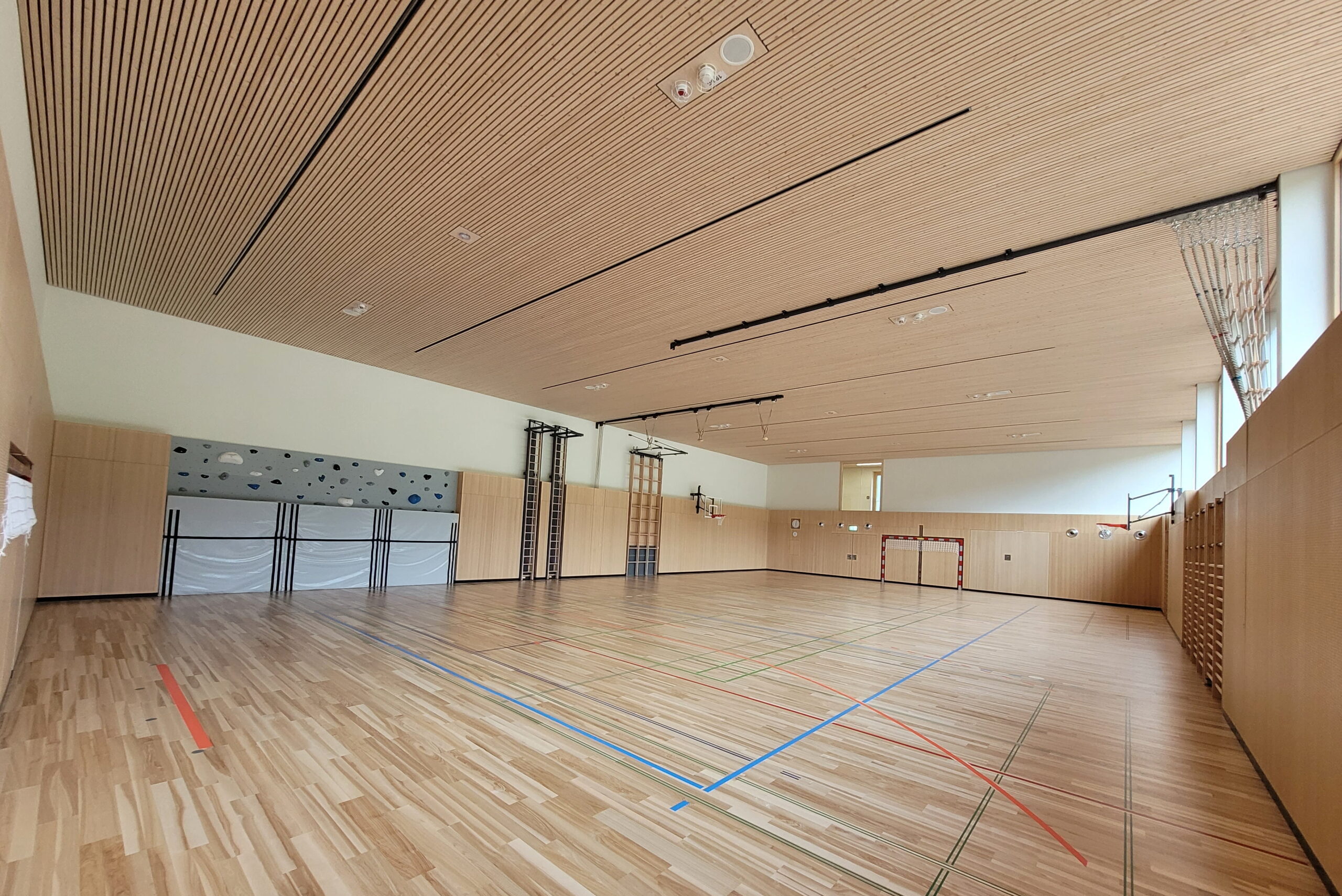 sporthallendecke-lamellen-schweigersport